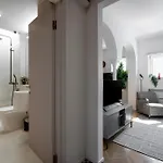 Classic Top-floor In The Historic Center With Views * Bucharest