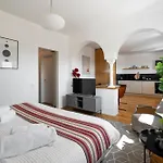 Classic Top-floor In The Historic Center With Views Apartment