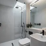 Classic Top-floor In The Historic Center With Views *