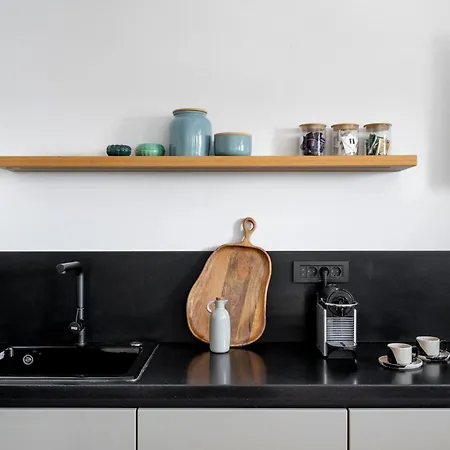 Classic Top-floor In The Historic Center With Views *