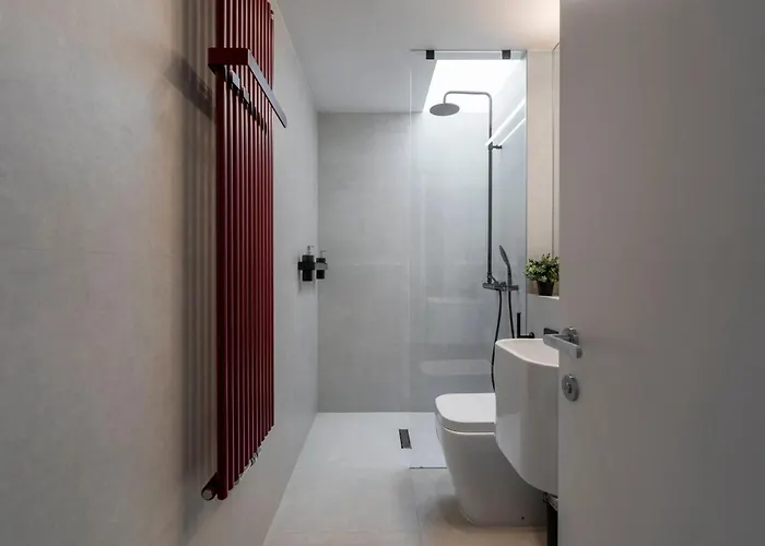 Апартаменти Classic Top-floor In The Historic Center With Views